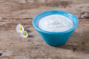 Jogurt skyr - właściwości, zastosowanie i propozycje podania
