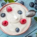 Z czym jeść jogurt naturalny Najpyszniejsze pomysły