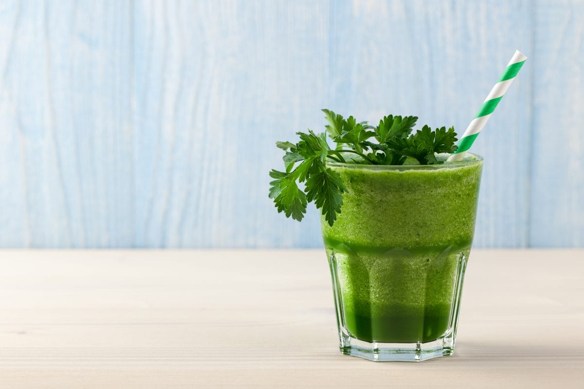 Jak zrobić pyszne smoothie z pietruszki Przepisy