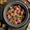 Slow cooking - najlepsze przepisy na dania mięsne z wolnowaru