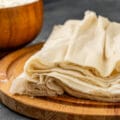 Co to jest ciasto filo? Czym różni się od ciasta francuskiego?