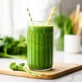 Zielone smoothie: 5 przepisów na energetyczny zastrzyk z superfoods